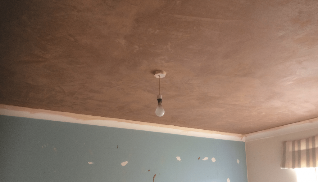 How to Plaster a Ceiling In 6 Steps Within Home